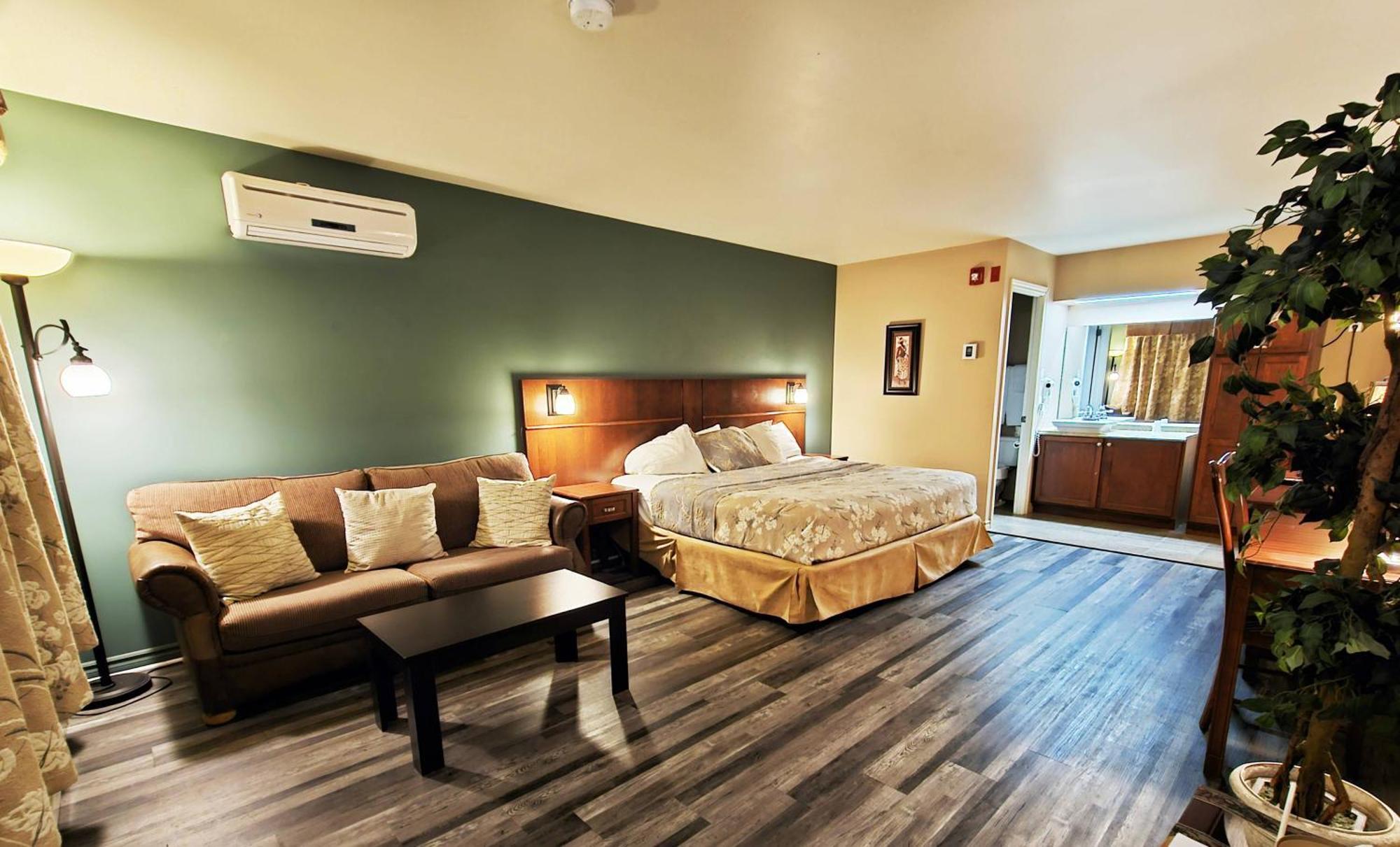Hotel-Motel Drummond 드럼먼드빌 외부 사진